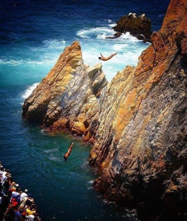 Todo un Icono del Turismo en Mexico, La Quebrada